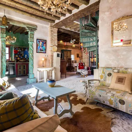 Camelstop Villa